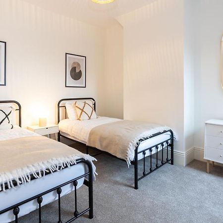 Stunning Scandi 3 Bed House In Manchester-Parking Villa Ngoại thất bức ảnh