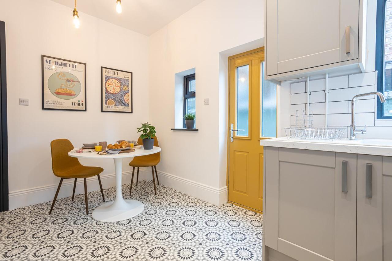 Stunning Scandi 3 Bed House In Manchester-Parking Villa Ngoại thất bức ảnh